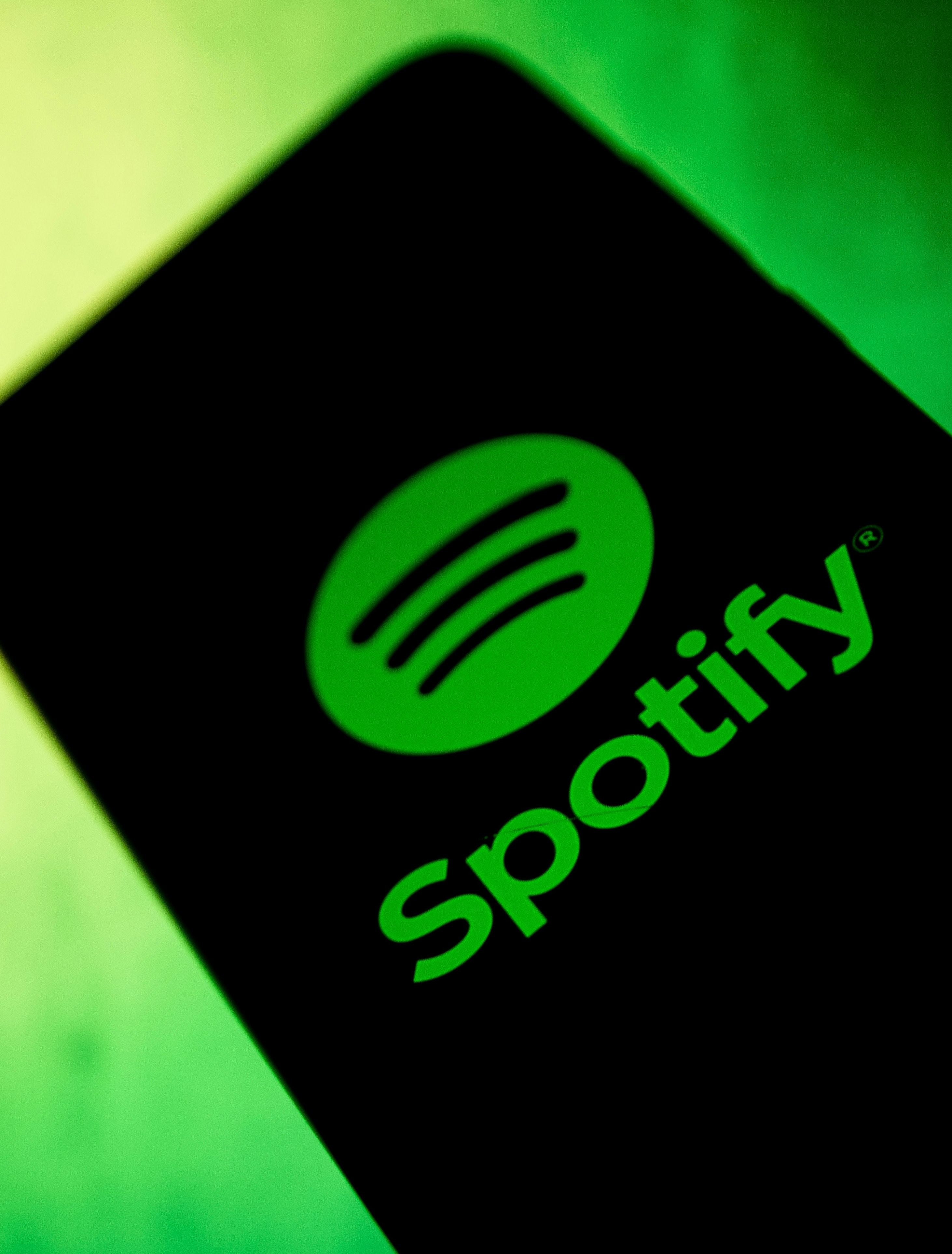 These Spotify Wrapped 2021 Bubblegrunge tweets are all asking the same question about the genre.