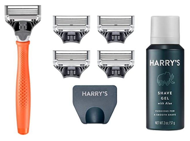 Harry's Razor Set (5 Razor Blade Refills, Travel Blade Cover, Shave Gel)