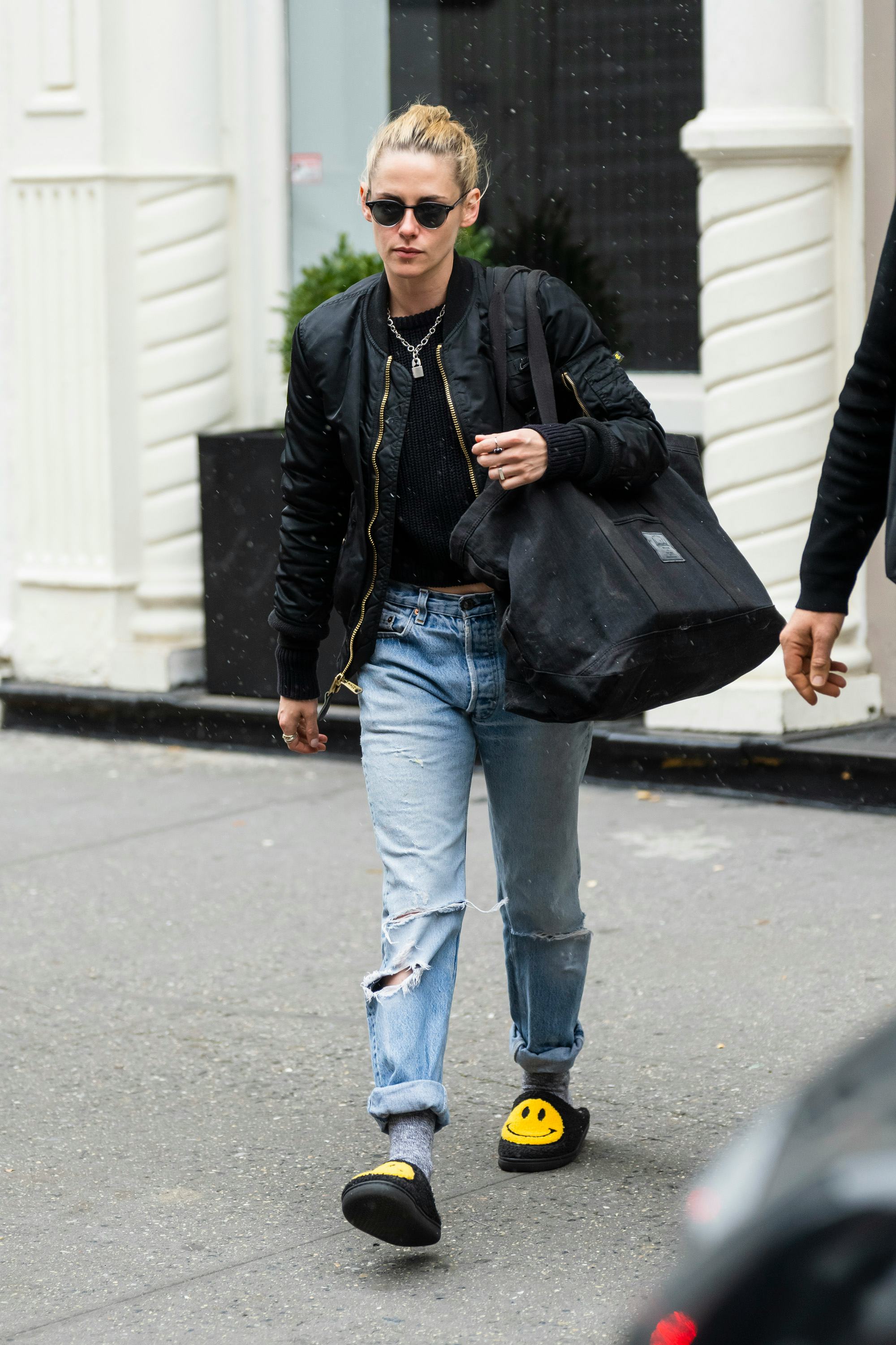 house slippers with smiley face