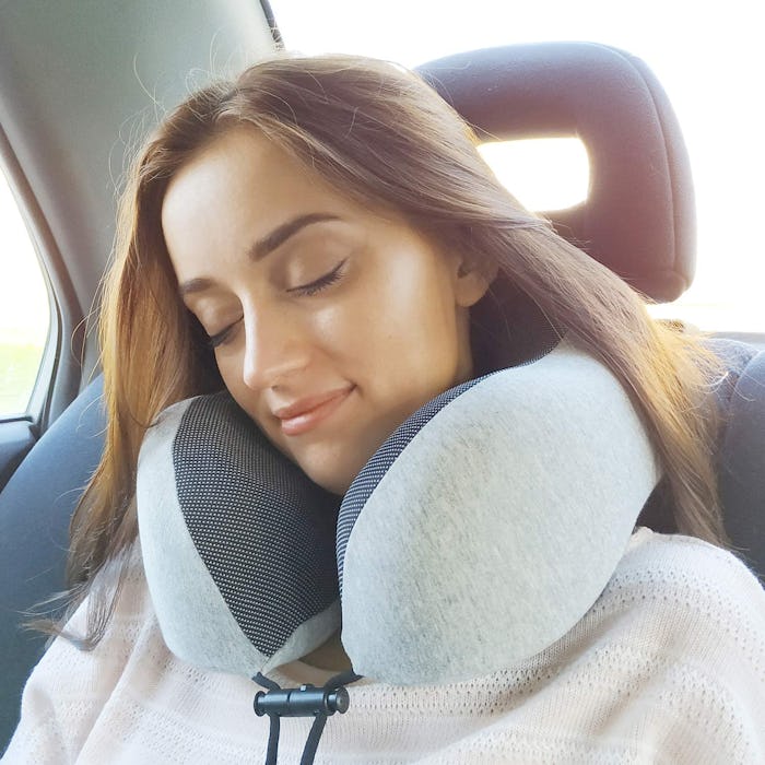 MLVOC Travel Pillow