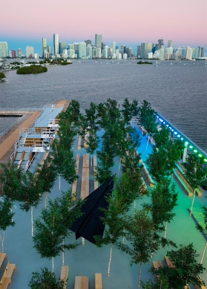 Louis Vuitton x Virgil Abloh Installation Visits Miami – The Panther