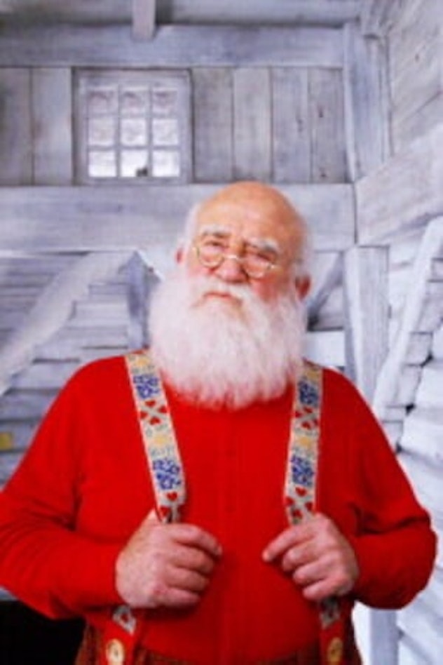 Ed Asner as Santa in 'Elf.'