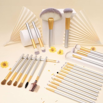 VANDER LIFE Cruelty-Free Makeup Brush Set (24 Pieces)