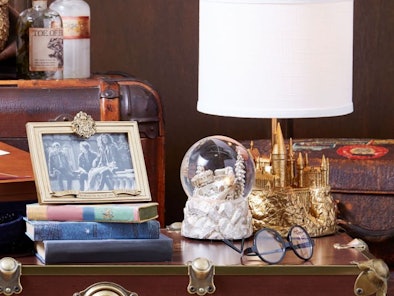 Pottery Barn Teen's 'Harry Potter' Holiday 2021 Collection includes magical ornaments, robes, stocki...