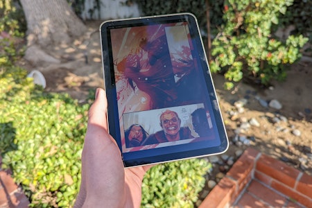 The 2021 iPad Mini outside in direct sunlight