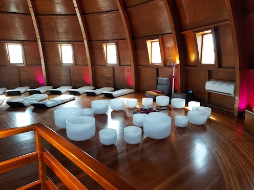 I went to a sound bath in Joshua Tree, and this is what happened.