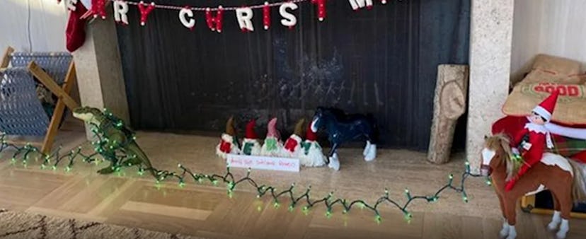 Rachel Bilson's Elf On The Shelf rode horseback.