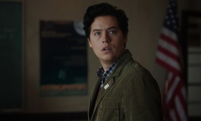 'Riverdale' Season 6's "Rivervale" finale has fans wondering who called Betty about the bomb.