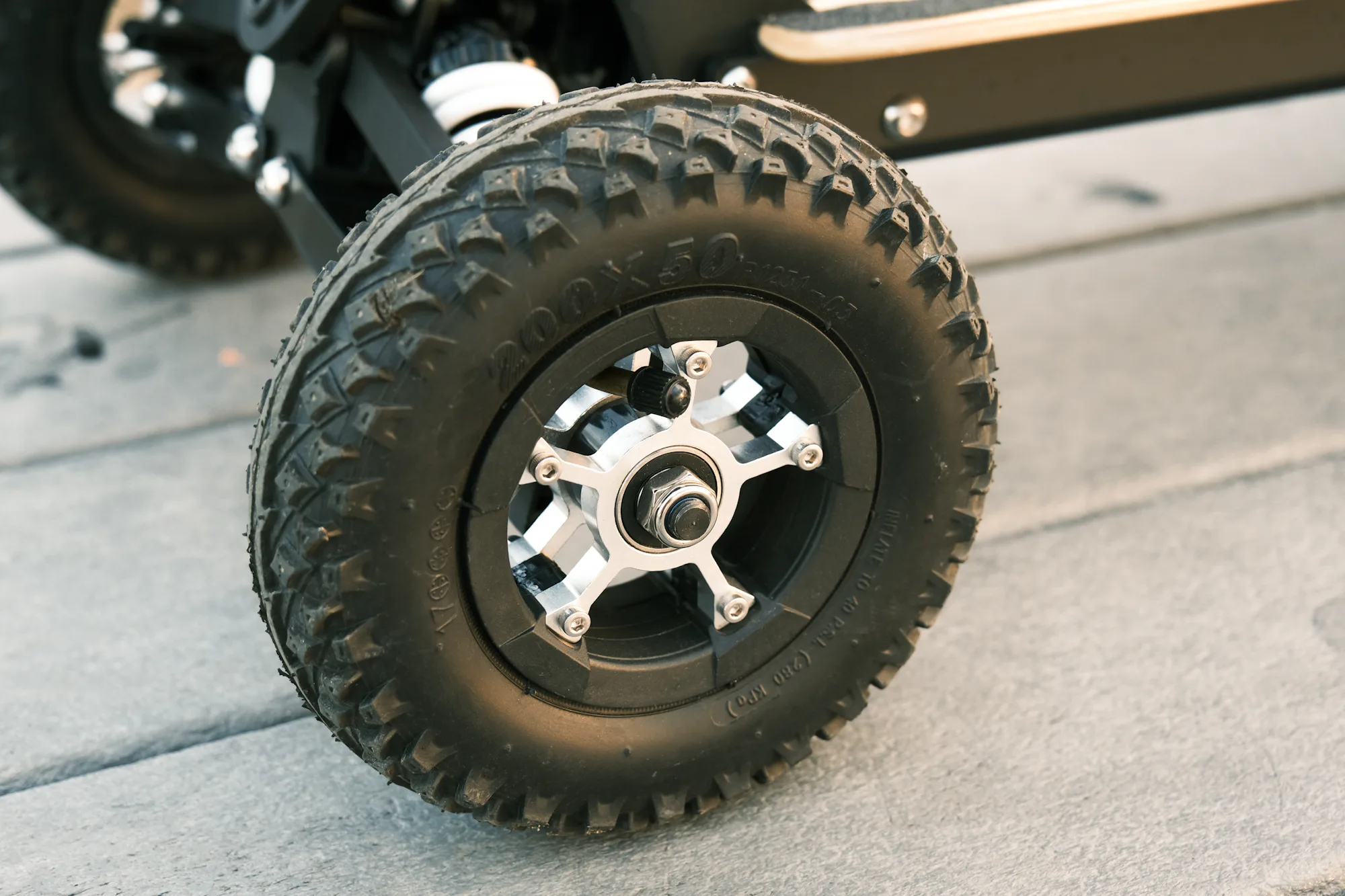 Propel Endeavor S review: An offroad electric skateboard for everyone