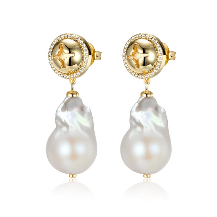 F + H freshwater pearl earrings.