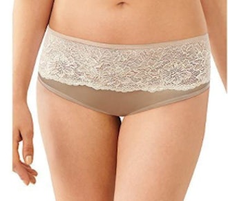 Bali One Smooth U Comfort Indulgence Satin With Lace Hipster Panty 