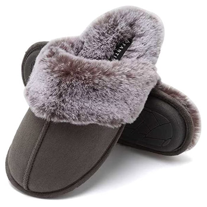 CIOR Faux Fur Memory Foam Slippers
