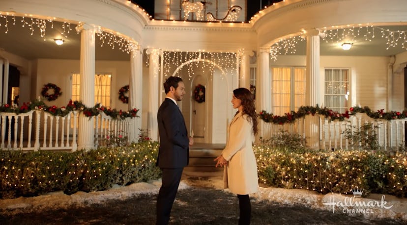 Elizabeth and William stand in front of Pemberley Manor.