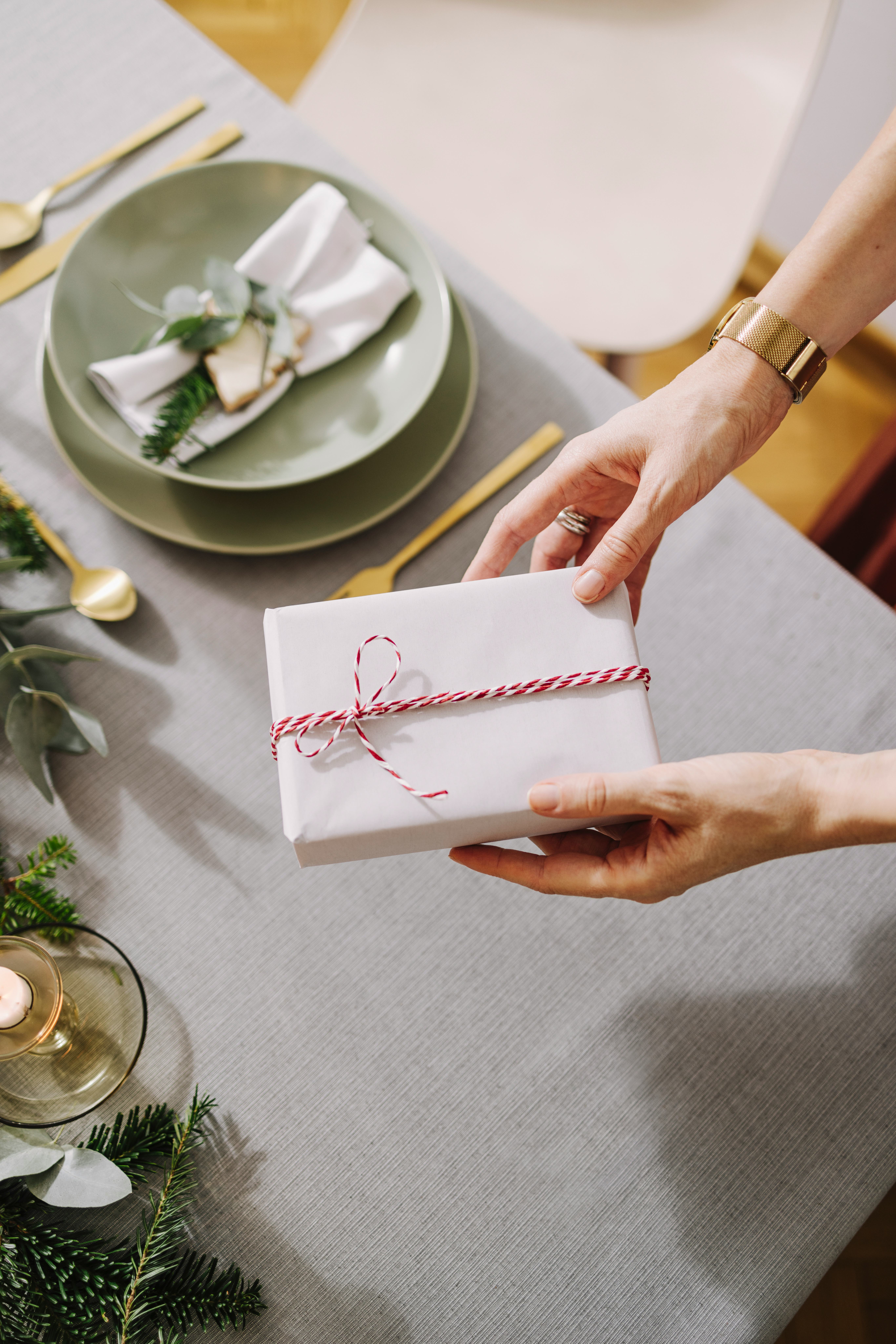 the best hostess holiday gifts that are original and don't suck