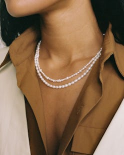 pearl necklace