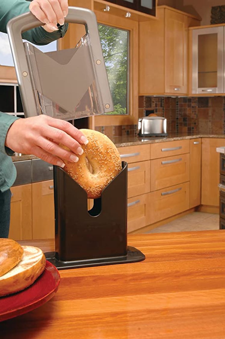 Hoan The Original Bagel Guillotine Universal Slicer