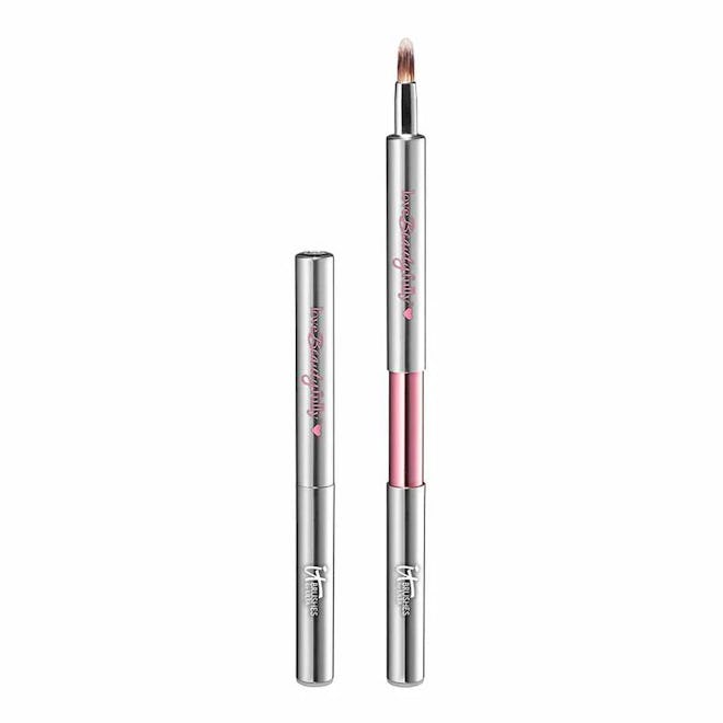 Love Beauty Fully Essential Retractable Lip Brush
