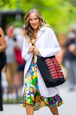 Fendi Re-releases Carrie Bradshaw's Iconic Purple Sequin Baguette Bag —  Fashion and Fandom