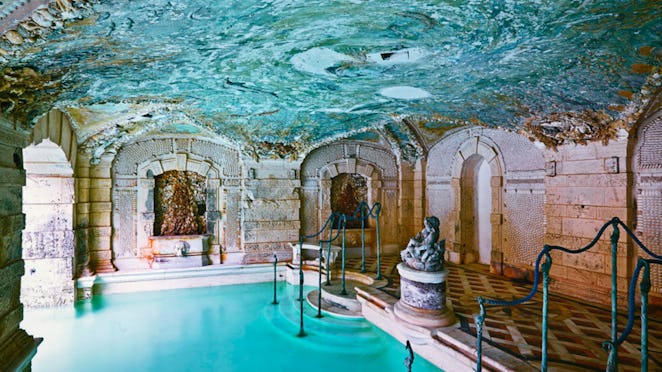 Vizcaya's pool