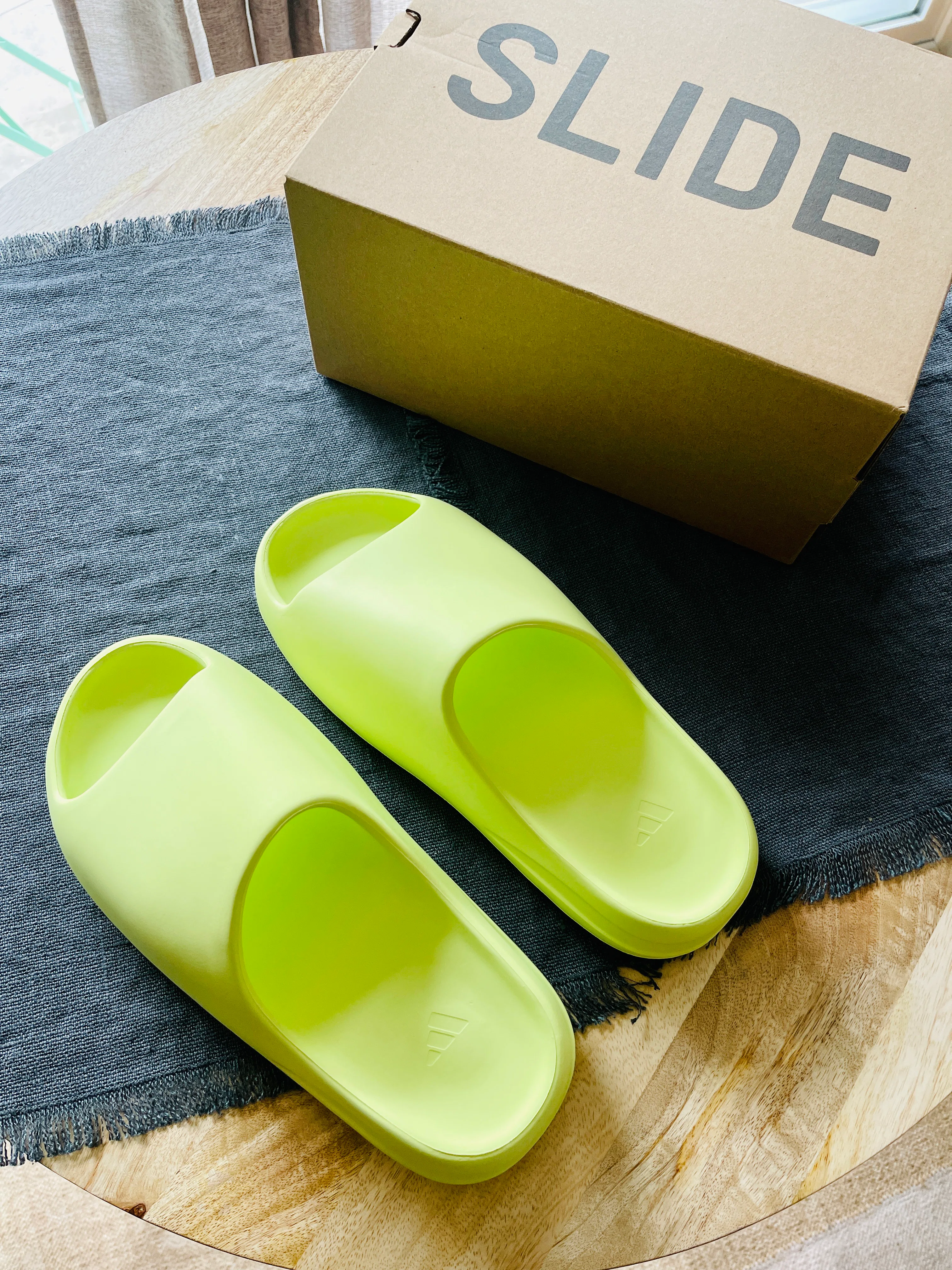Wearing Kanye's Adidas Yeezy Slides 