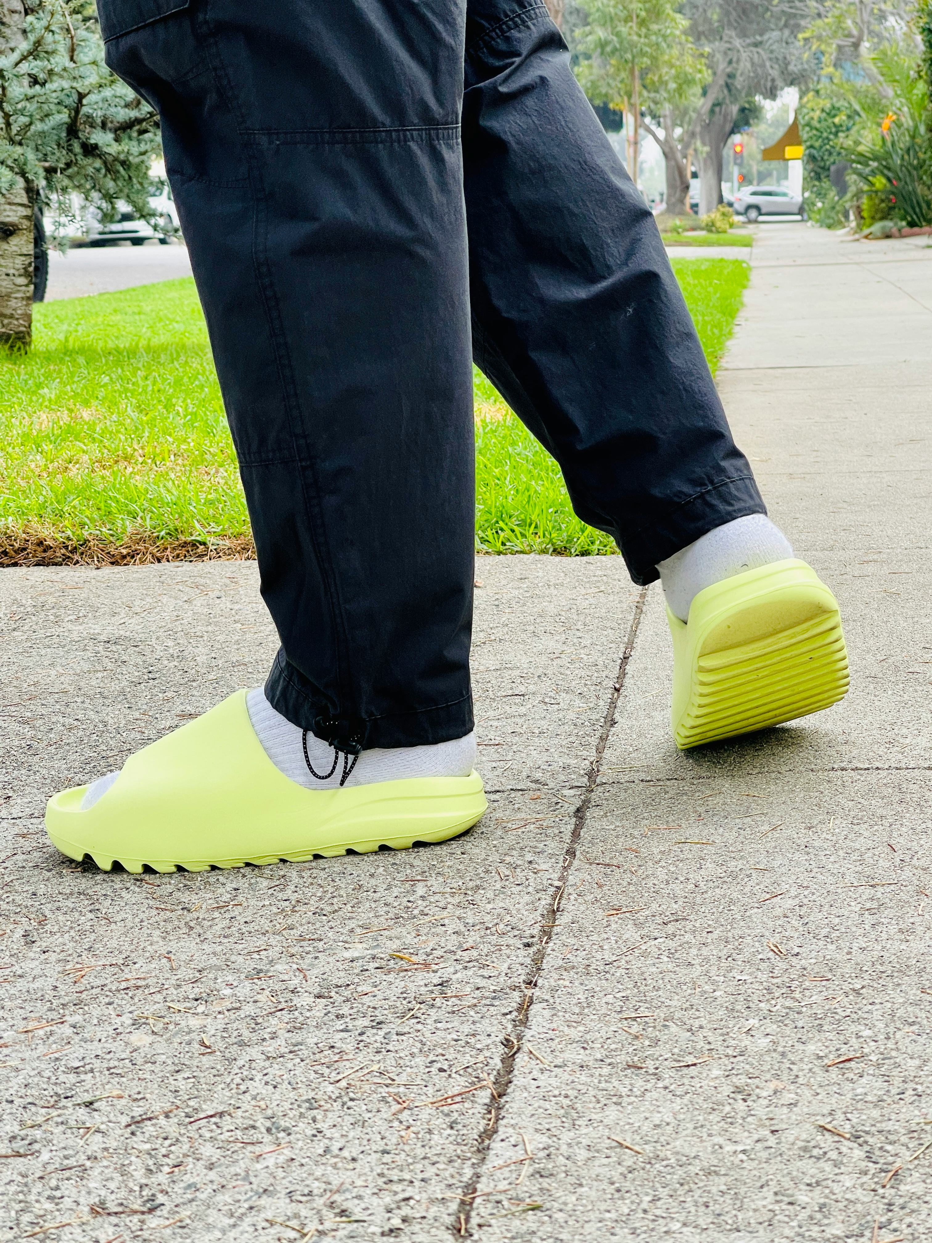 yeezy slides on feet men