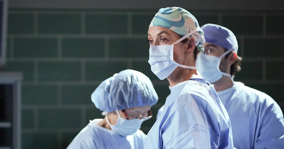 When Does 'Grey's Anatomy' Season 18 Return In 2022? It's On A Break When Does 'Grey's Anatomy' Season 18 Return In 2022? It's On A Break