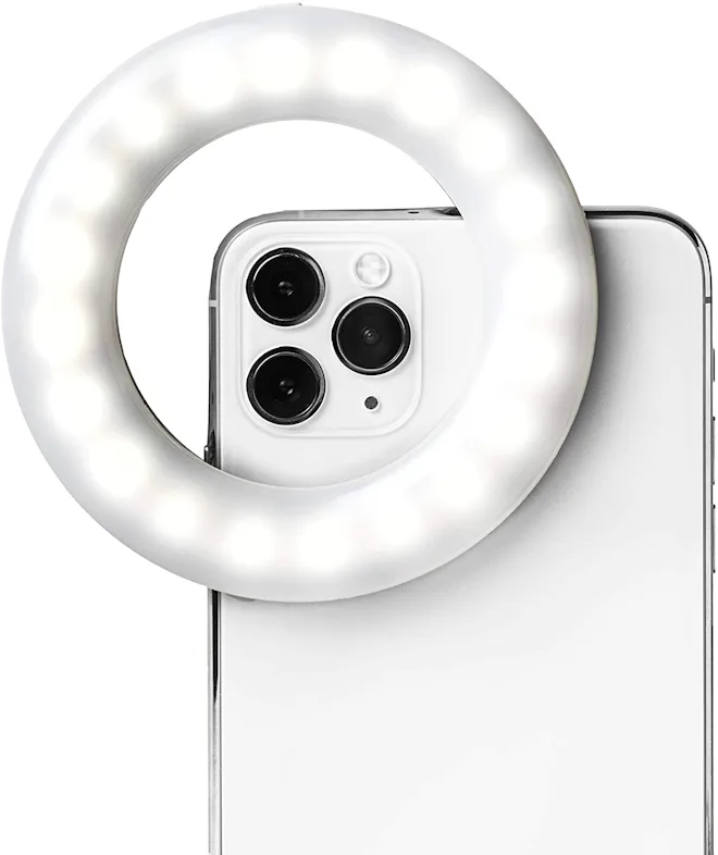 The 6 Best Ring Lights For iPhones