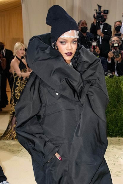 Rihanna attends The 2021 Met Gala Celebrating In America: A Lexicon Of Fashion at Metropolitan Museu...