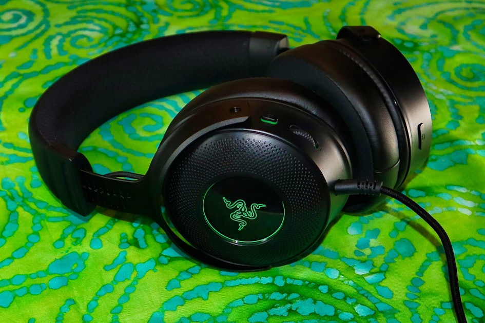 Razer Kraken V3 Pro Review - Decent Gaming Cans, Even Without The Gimmick -  Stuff South Africa