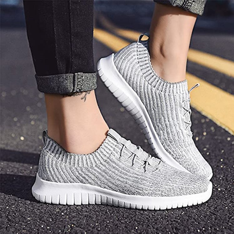 women's slip on light running shoes