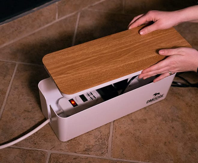 DMoose Cable Management Box