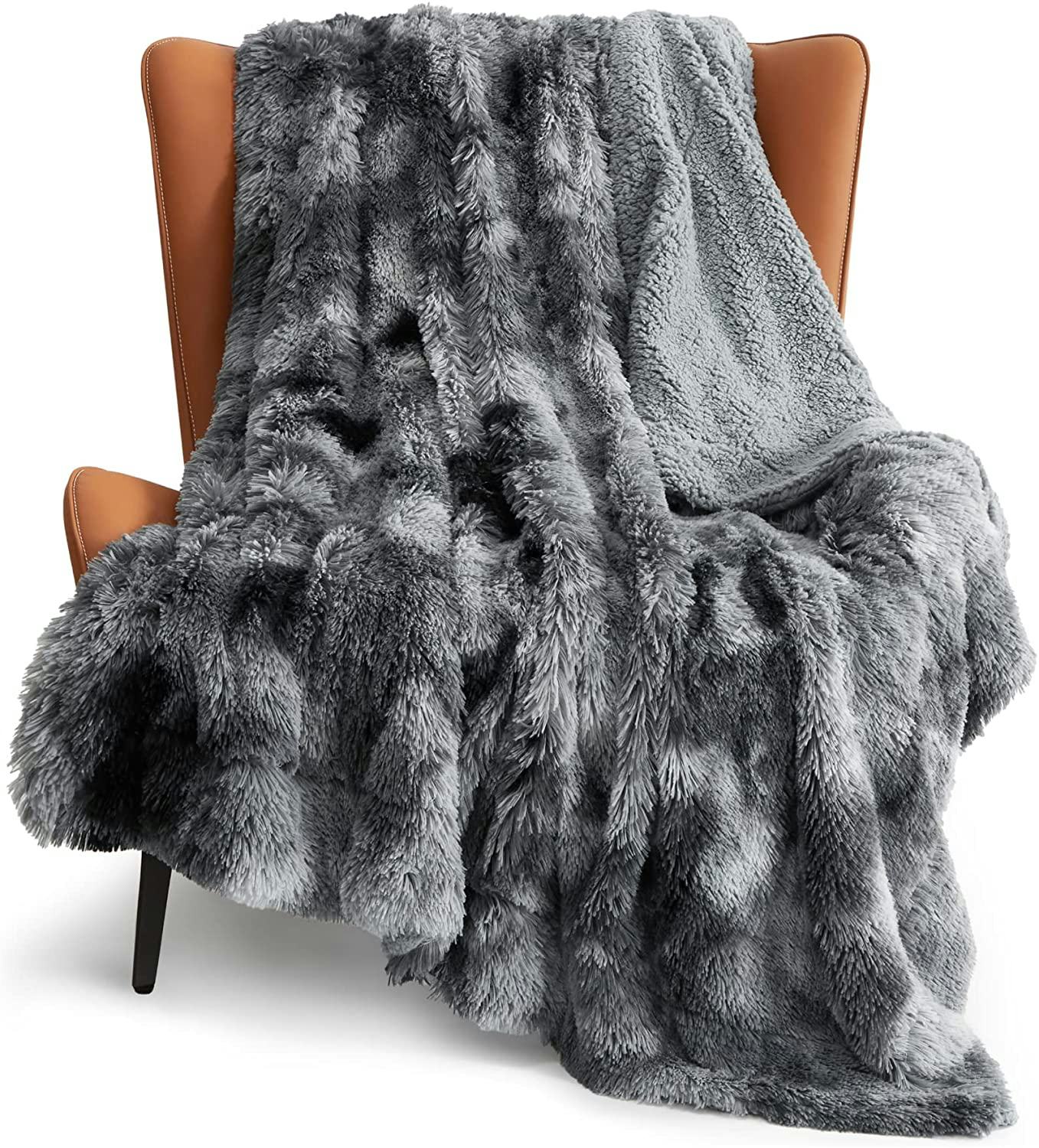 The 9 Most Comfortable Blankets In 2022