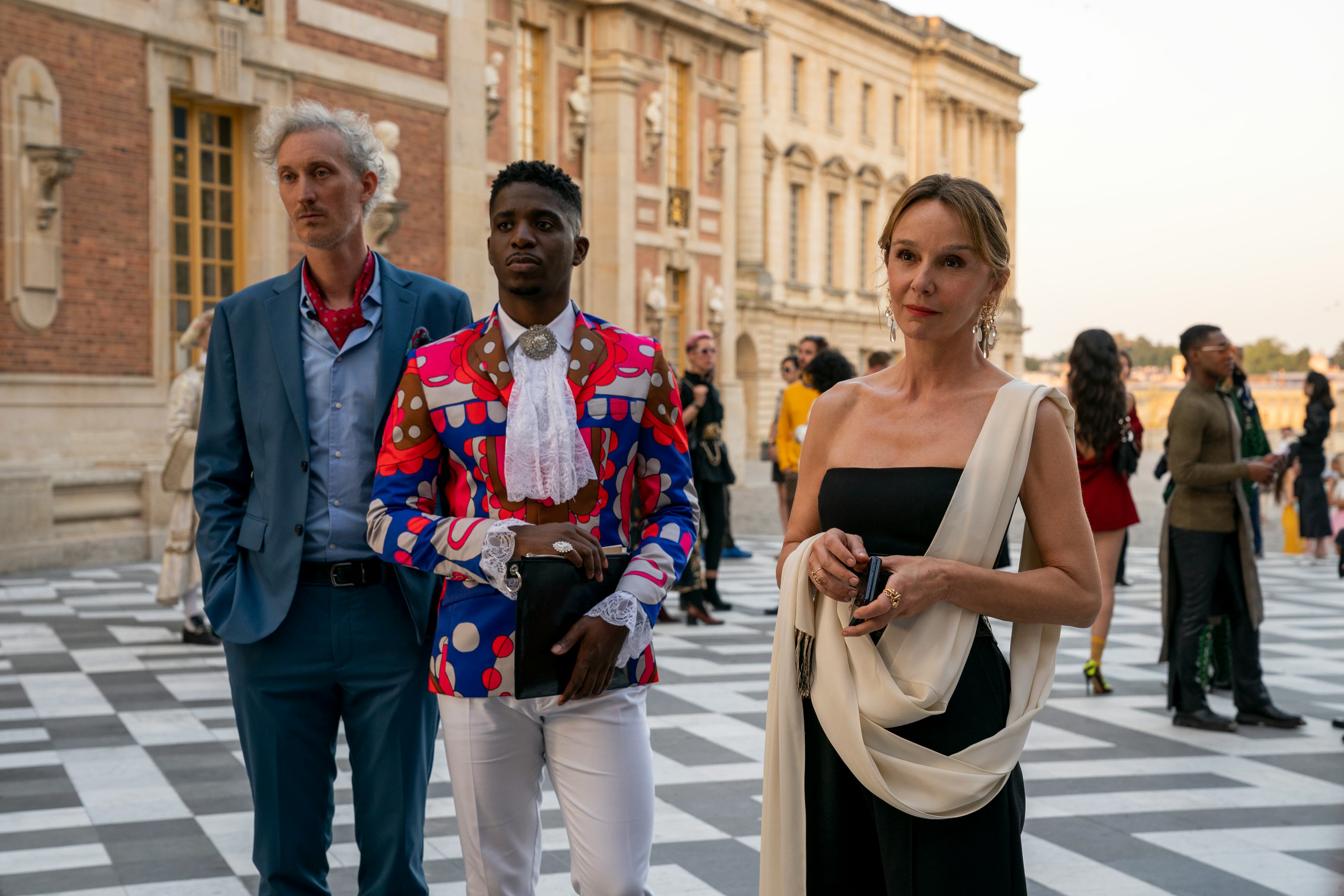 &lsquo;Emily in Paris&rsquo; Season 2 ends on several major cliffhangers.