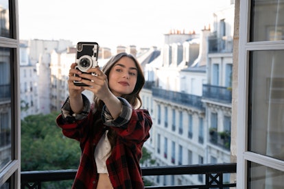 Lily Collins' Emily finds social media success in France in 'Emily in Paris' Season 1