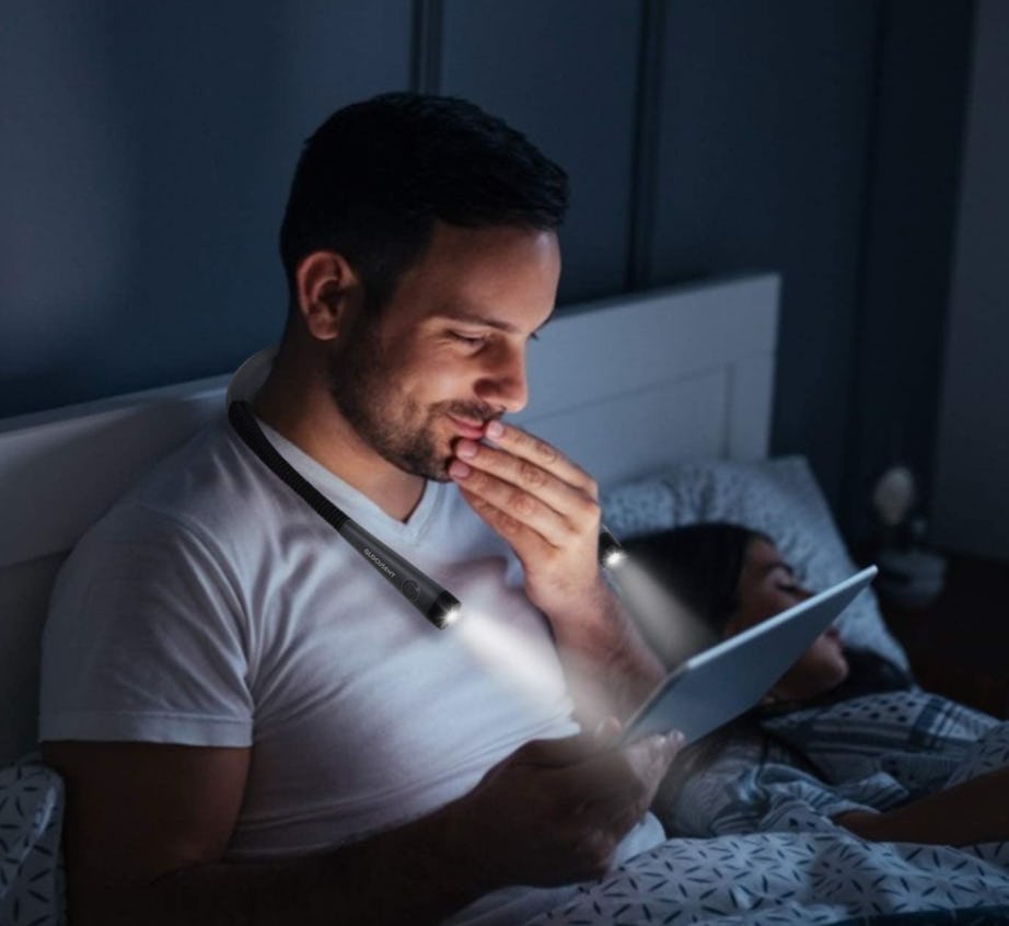 Glocusent LED Neck Reading Light