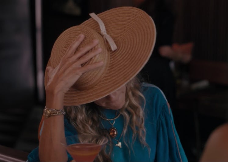 Carrie's hat