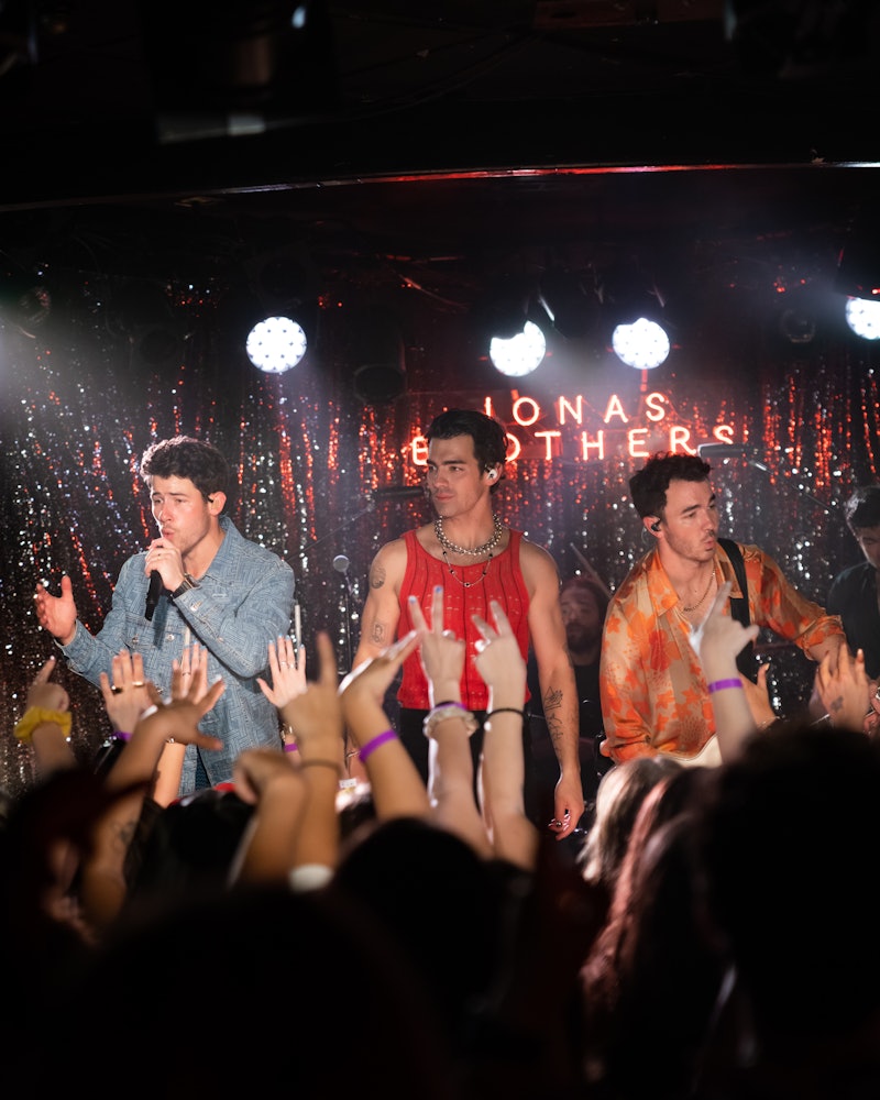 The Jonas Brothers On The Remember This 2021 Tour & Facebook Docuseries. Photo via Rob Longert/Messe...