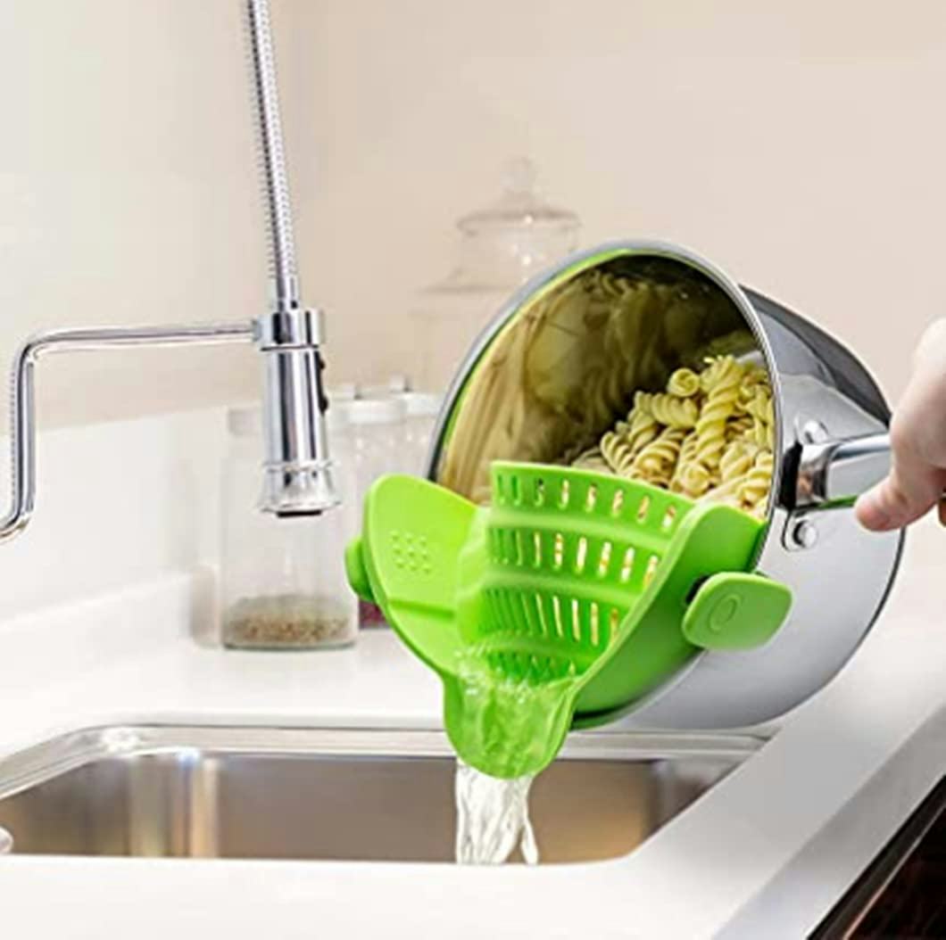 Kitchen Gizmo Snap N Strain Strainer