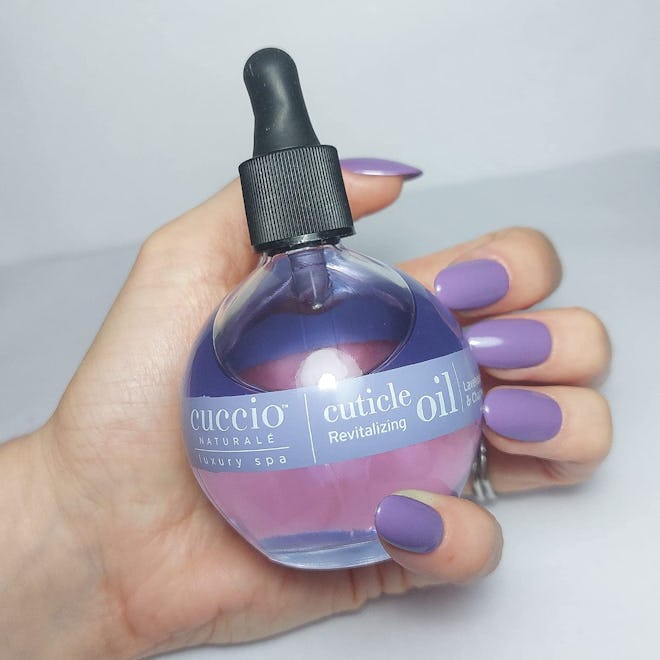 Cuccio Naturale Lavender and Chamomile Cuticle Revitalizing Oil