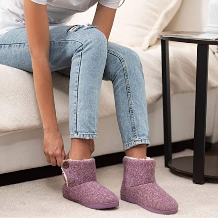 ULTRAIDEAS Fleece Bootie Slippers with Memory Foam