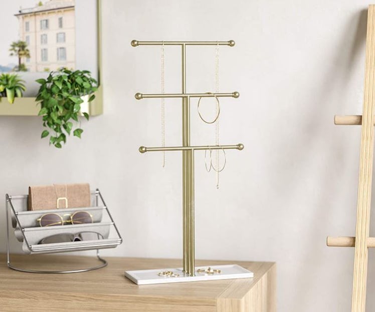 Umbra Trigem Hanging Jewelry Organizer 