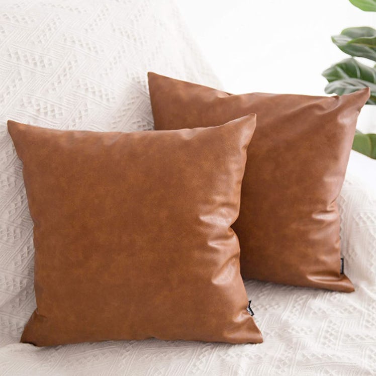 HOMFINER Faux Leather Pillow Covers (2 Pack)