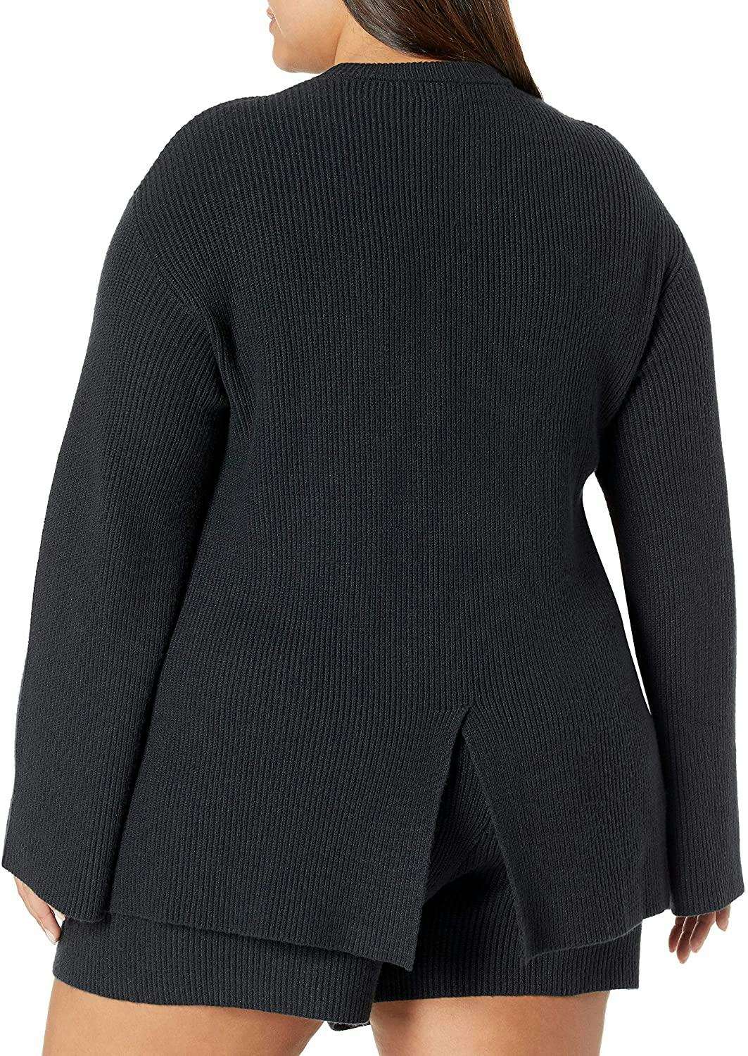 This split-back tunic sweater comes in six neutral colors.