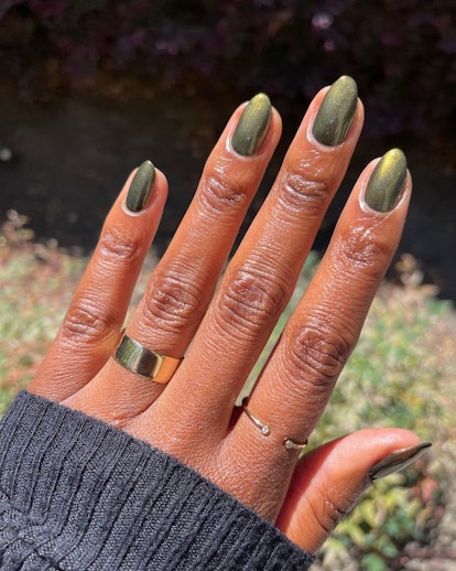 glittery green nails