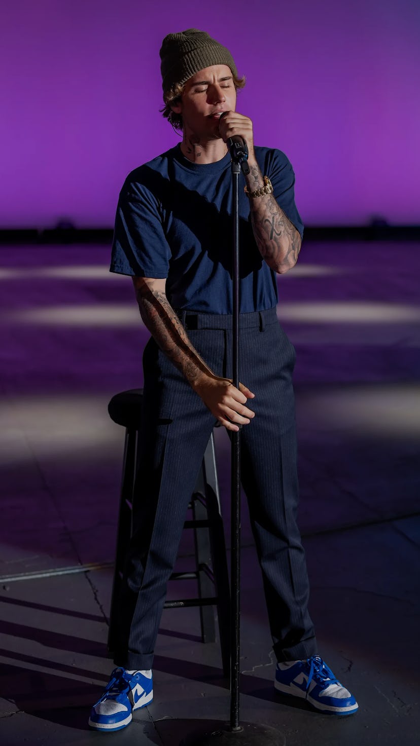 Justin Bieber performing at the 2020 Country Music Awards