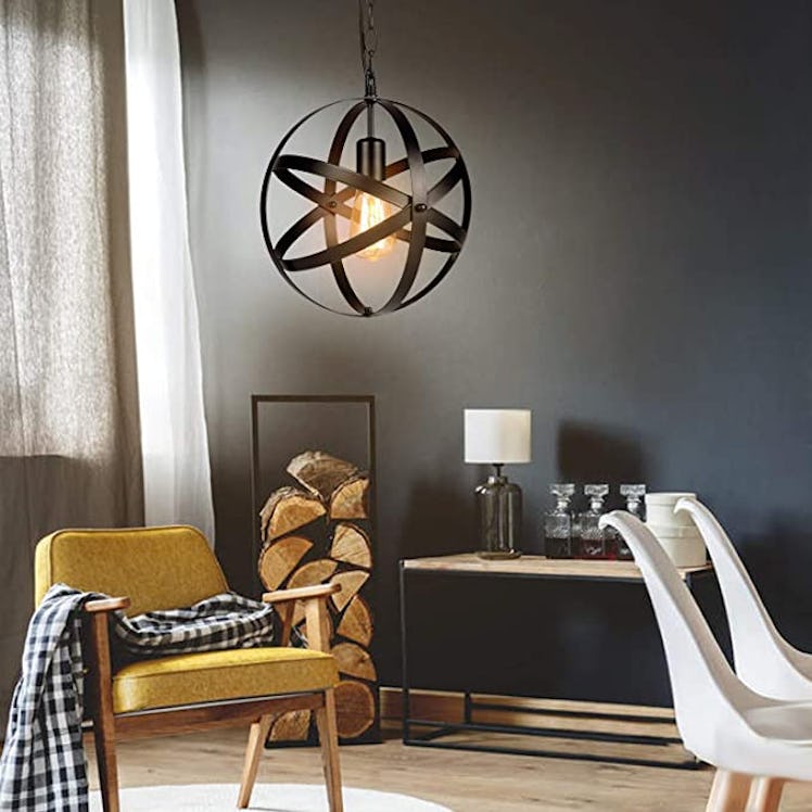 Tomshin-e Pendant Light