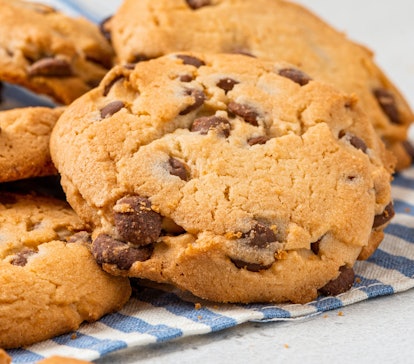 Check out these delicious National Cookie Day 2021 deals from Nestlé Toll House, Insomnia, & more.