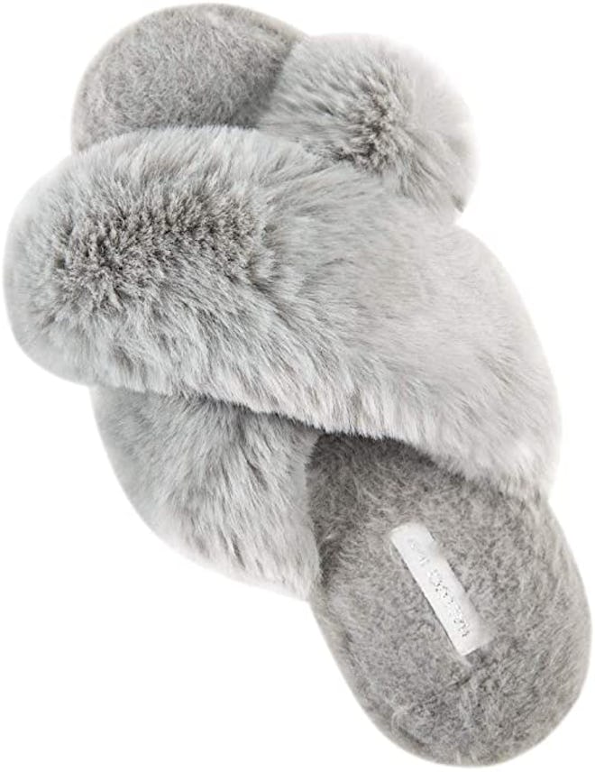 HALLUCI Women’s Cross Band Plush Slippers