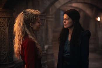 Kate Fleetwood (Liandrin Guirale) and Rosamund Pike (Moiraine Damodred) star in The Wheel of Time.