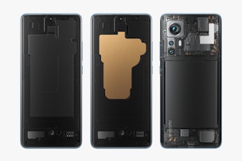 Internals of Xiaomi's flagship 12 model